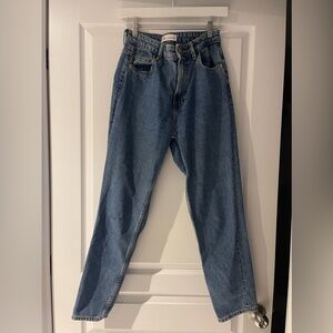 Zara High Waisted Dark Blue Jeans. Size US 4.